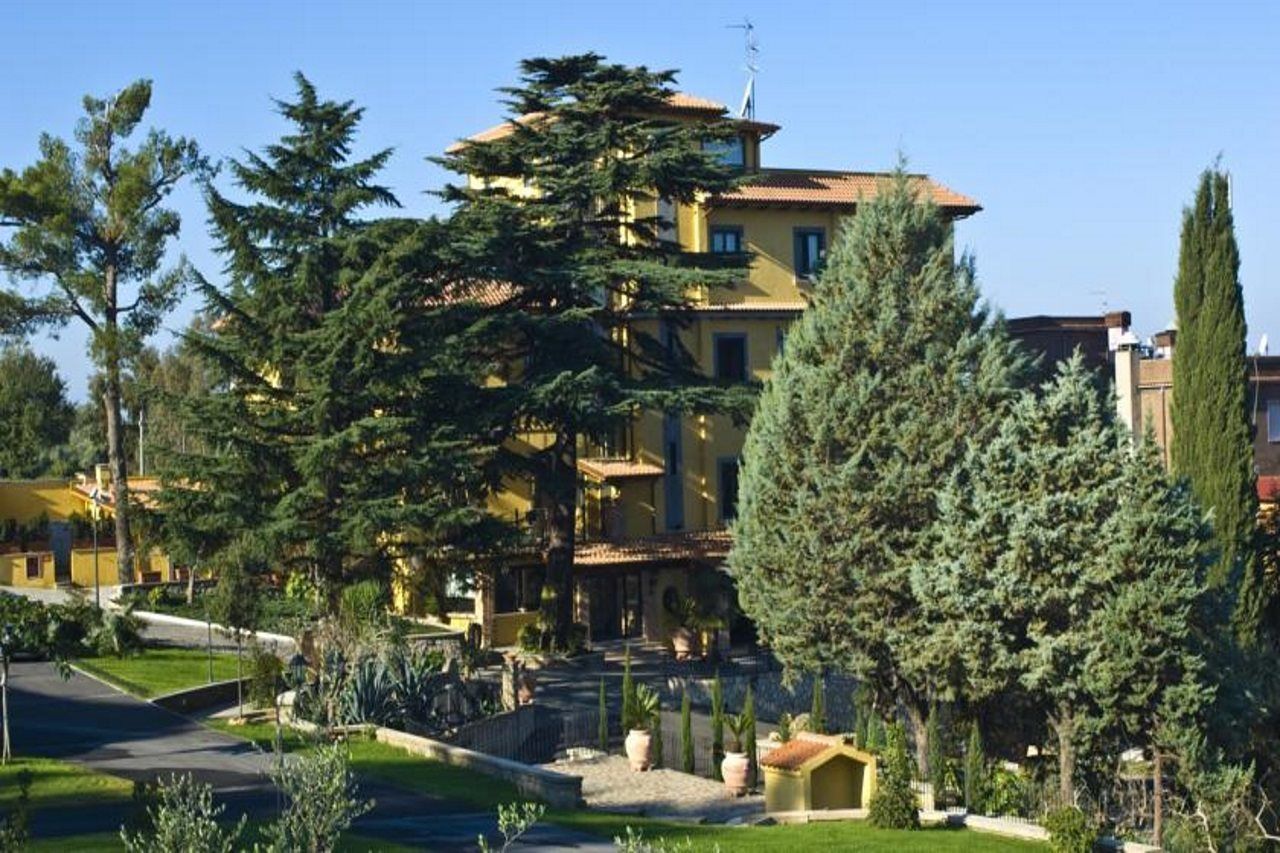 Green Hotel Poggio Regillo Frascati Eksteriør bilde